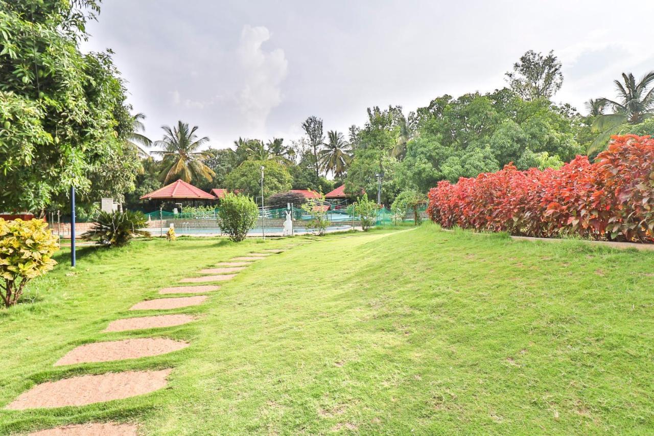 Hotel Palette - Holiday Palms Bangalore Exterior foto
